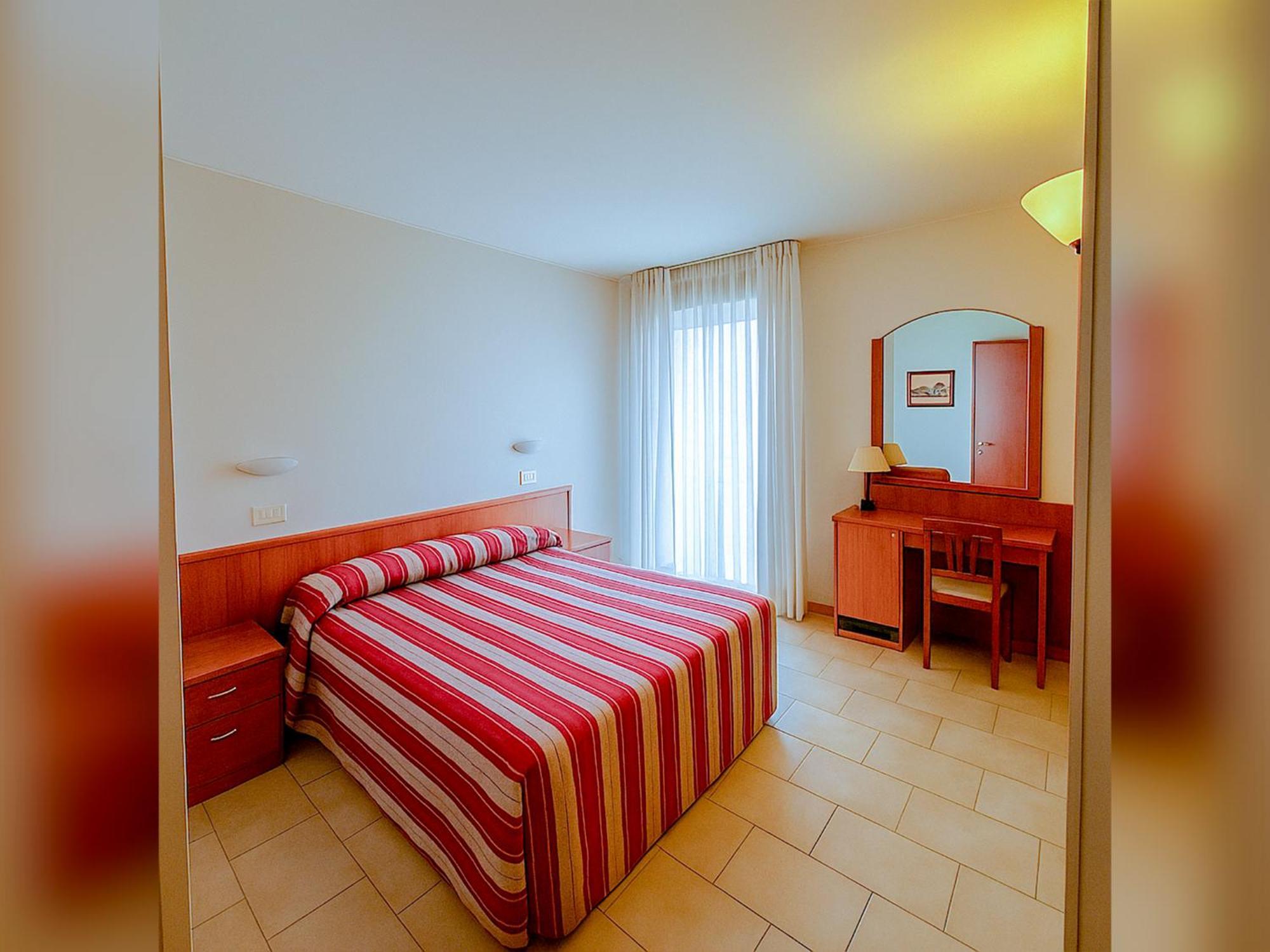 E La Solaria Hotel 3*